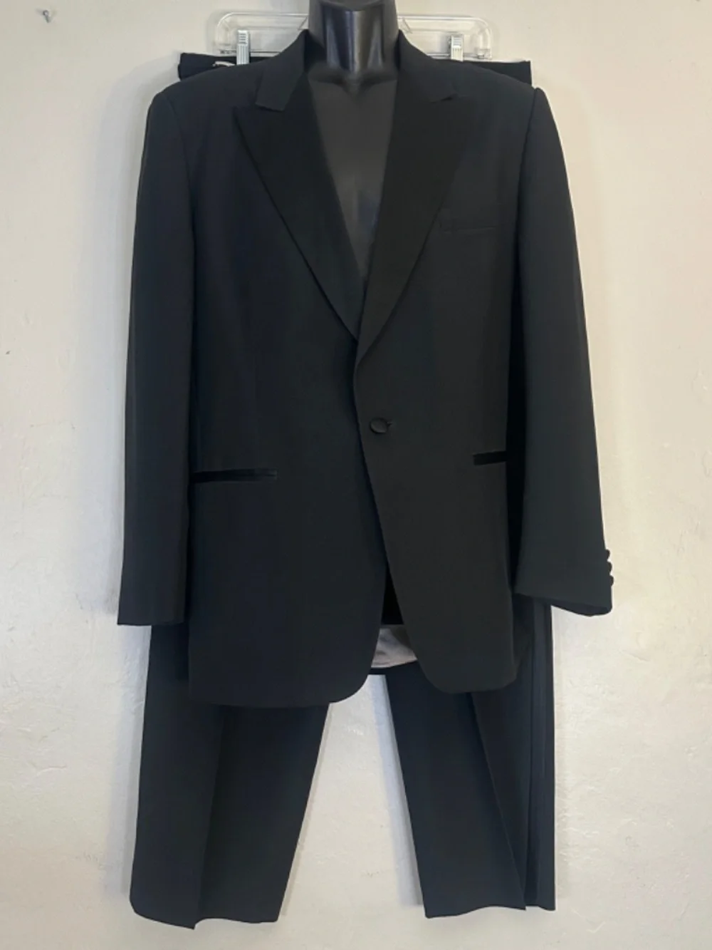 Formal Wear International formal wear
